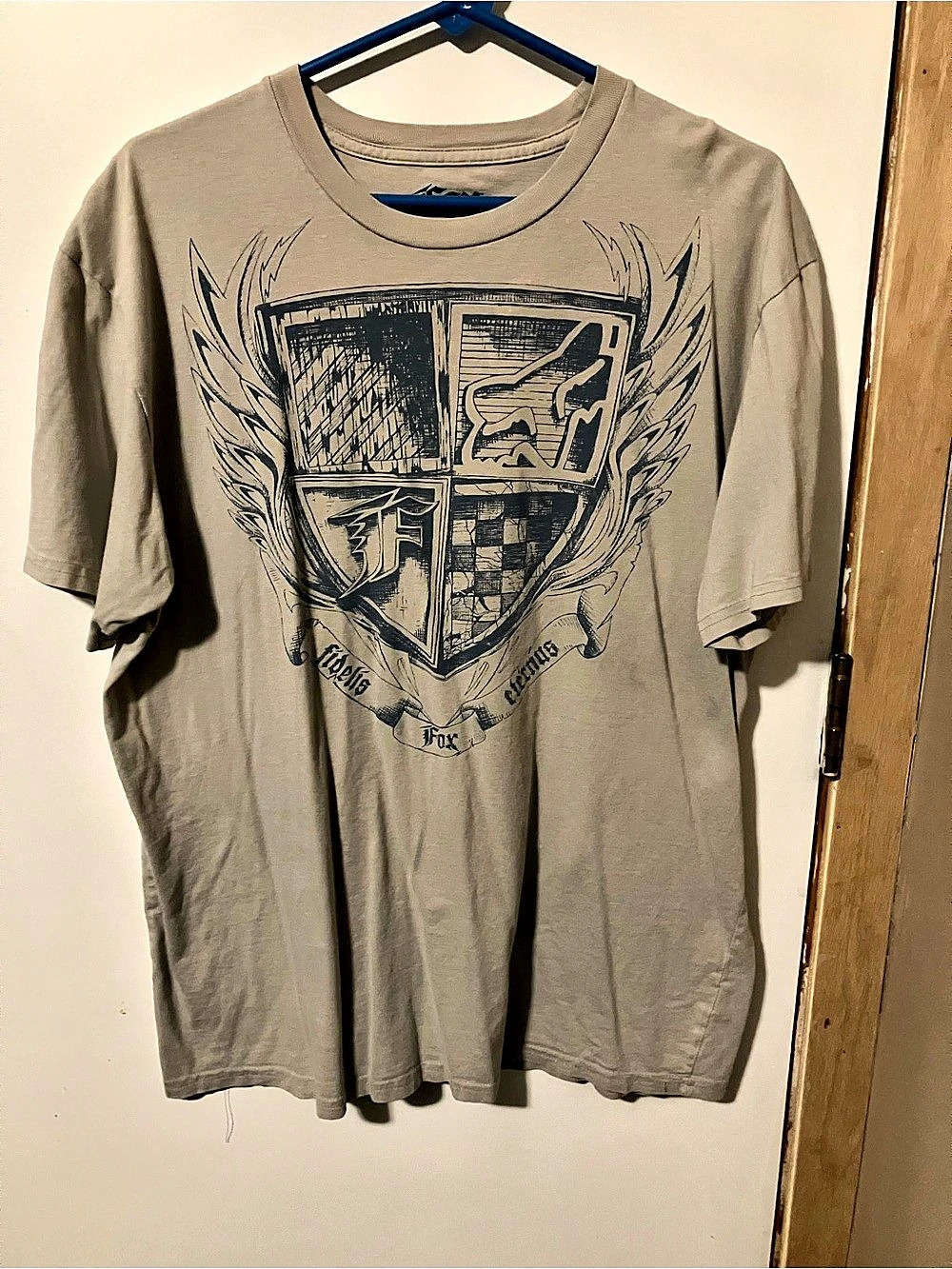 Fox Racing Shield Premium Tee Men's Graphic T-Shirt Gray